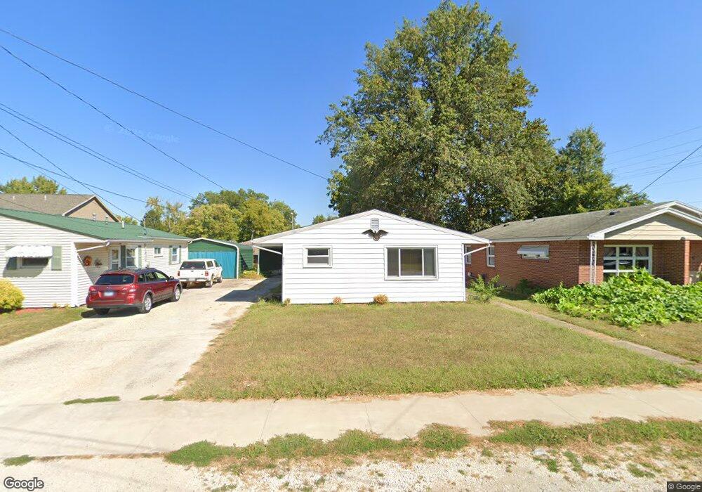 902 W Saint Louis Ave, Effingham, IL 62401 - photo 1