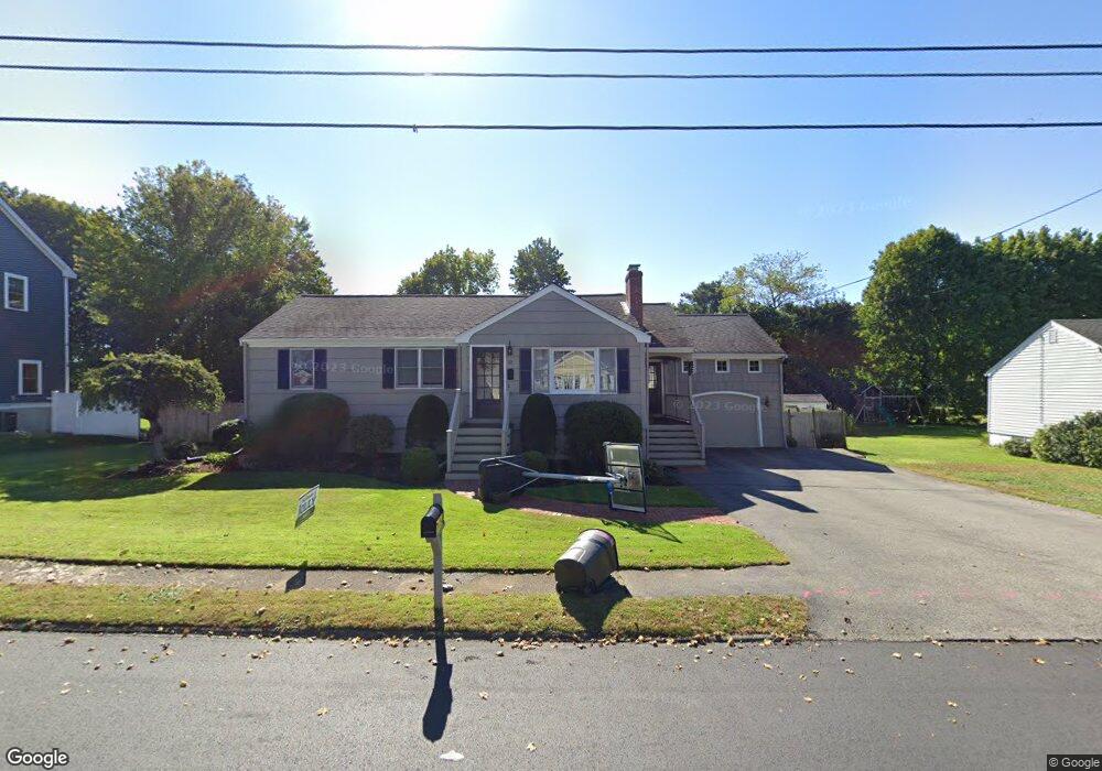 12 Manomet Rd, Woburn, MA 01801 - photo 1