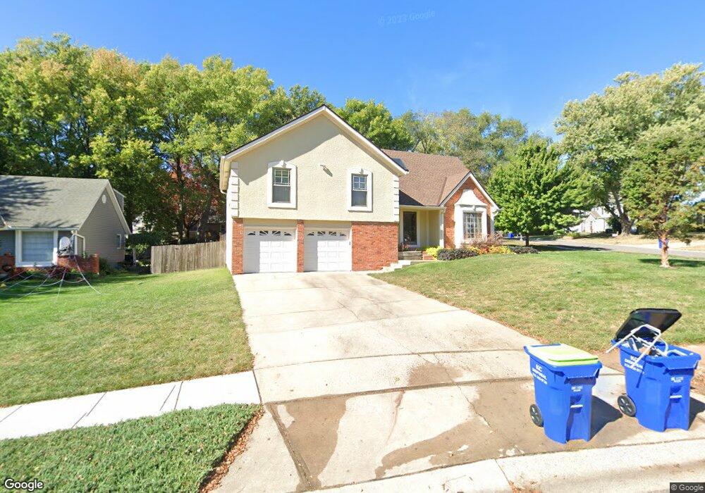 7014 Bradshaw St, Shawnee, KS 66216 - photo 1