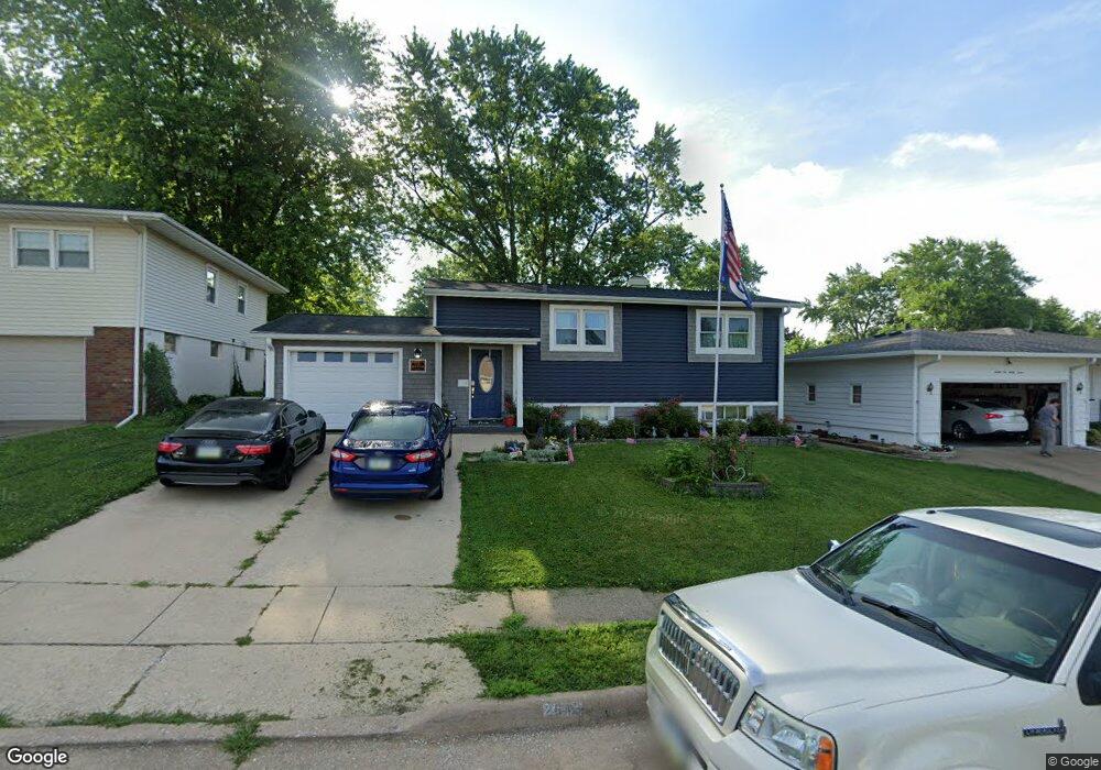 2643 Kelling St, Davenport, IA 52804 - photo 1