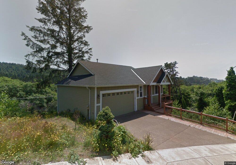 792 SW 28th St, Lincoln City, OR 97367 - photo 1