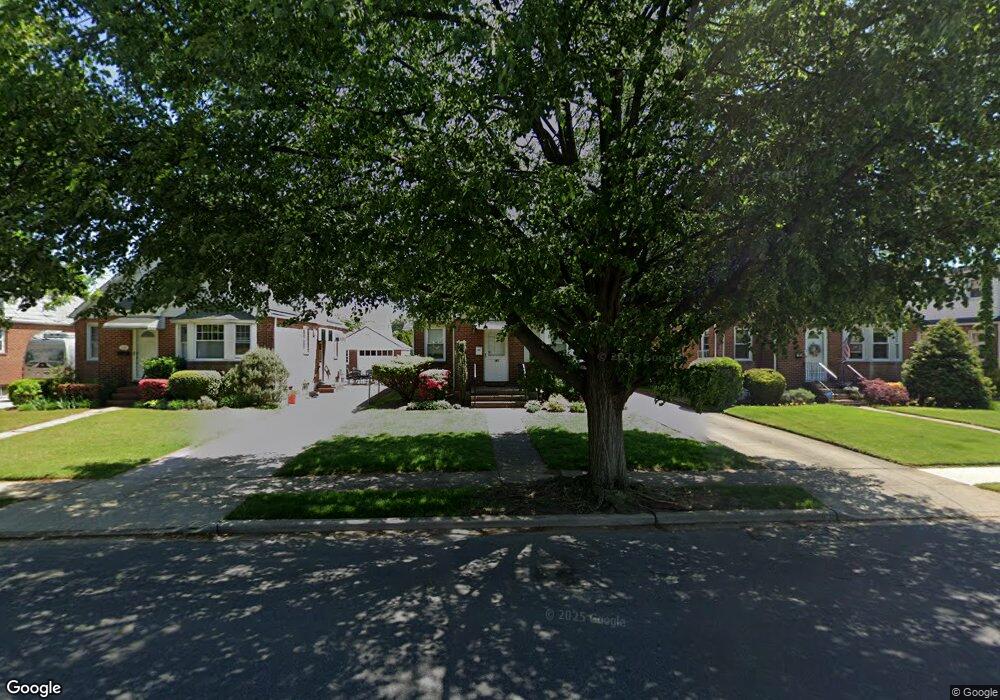 141 Semton Blvd, Franklin Square, NY 11010 - photo 1