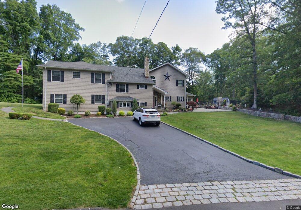 1 Dawn Rd, Norwalk, CT 06851 - photo 1