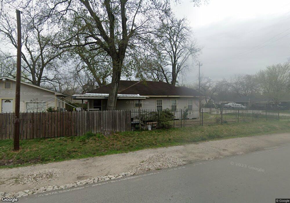 254 Deerfield St, Houston, TX 77022 - photo 1