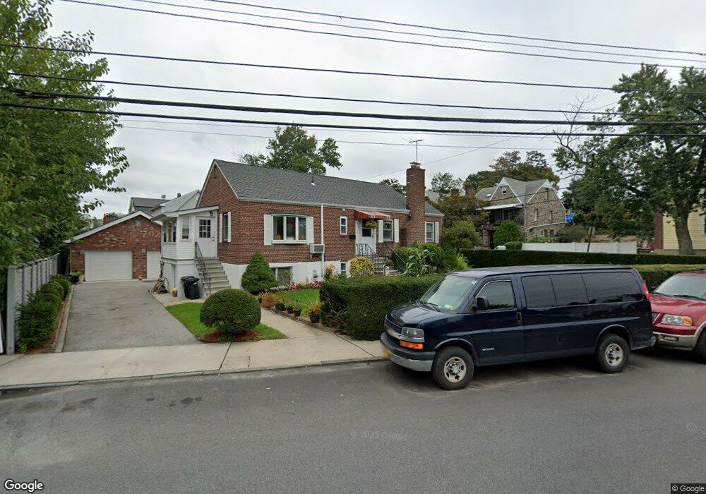 976 Mile Square Rd, Yonkers, NY 10704 - photo 1