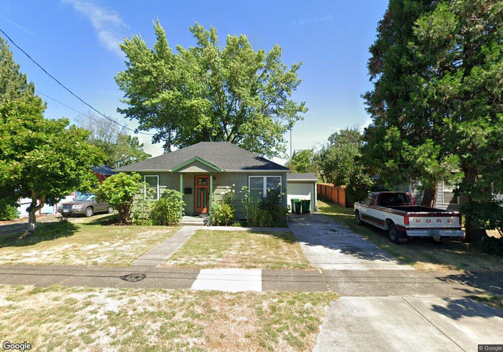 2429 21st Ave, Forest Grove, OR 97116 - photo 1