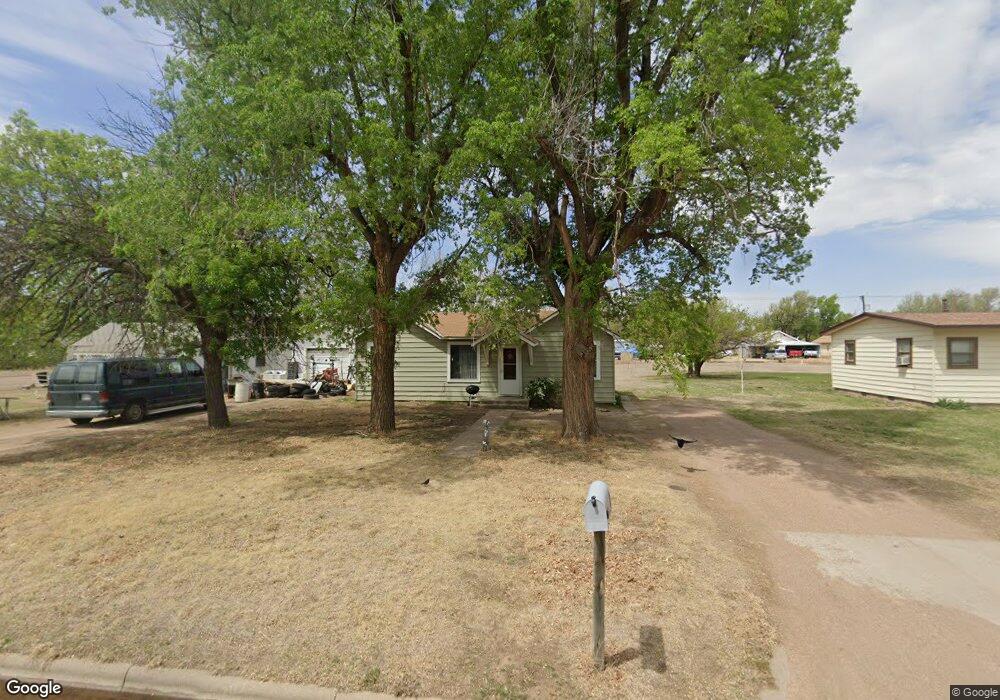 813 S Madison St, Hugoton, KS 67951 - photo 1