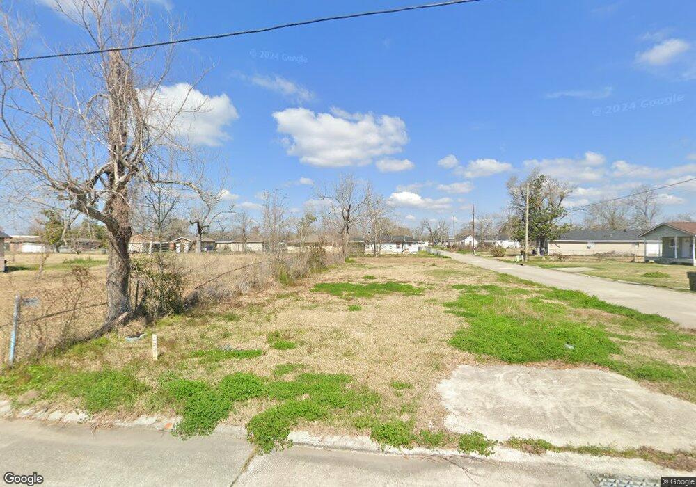 2093 Gieffers St, Lake Charles, LA 70601 - photo 1