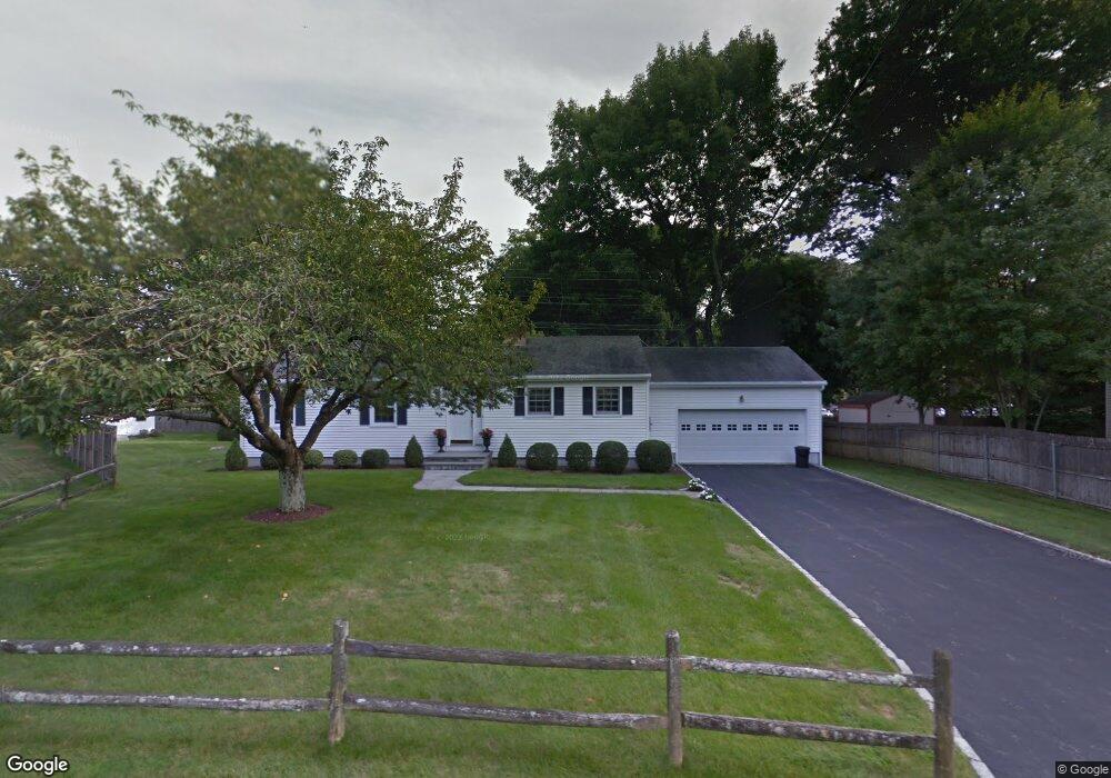 26 Carrona Dr, Riverside, CT 06878 - photo 1