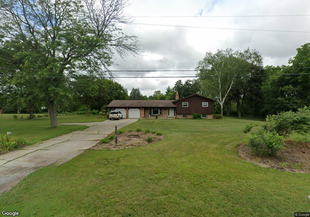 7838 S Dehmel Rd, Frankenmuth, MI 48734 - photo 1