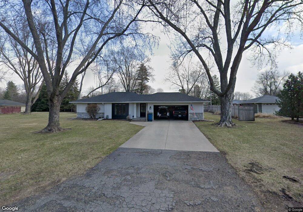 3611 Leroy St, Wayzata, MN 55391 - photo 1