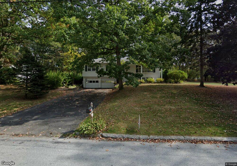 25 Crown Blvd, Newburgh, NY 12550 - photo 1