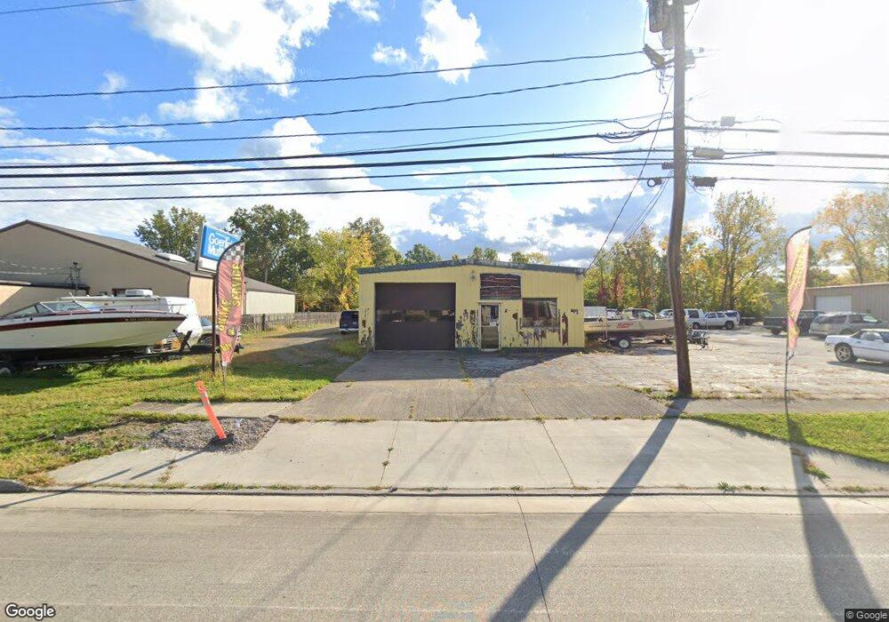 325 Abbe Rd N, Sheffield Lake, OH 44054 - photo 1