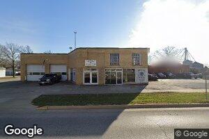 910 Franklin St, Carlyle, IL 62231