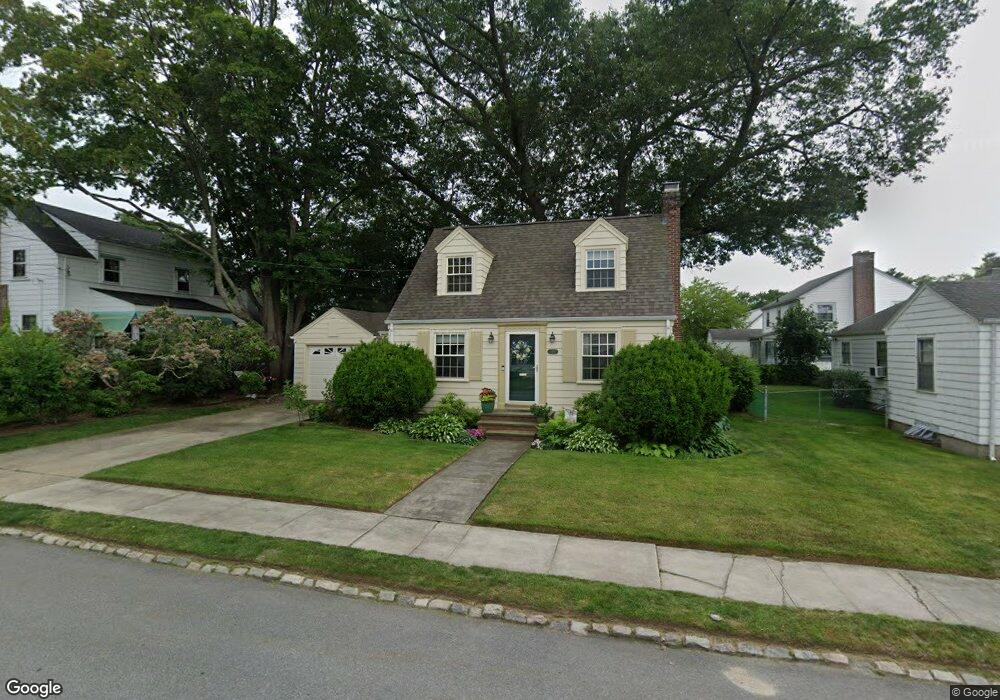 178 Lyndon Rd, Cranston, RI 02905 - photo 1