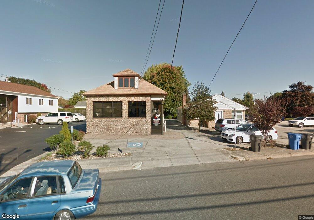 115 Phenix Ave, Cranston, RI 02920 - photo 1