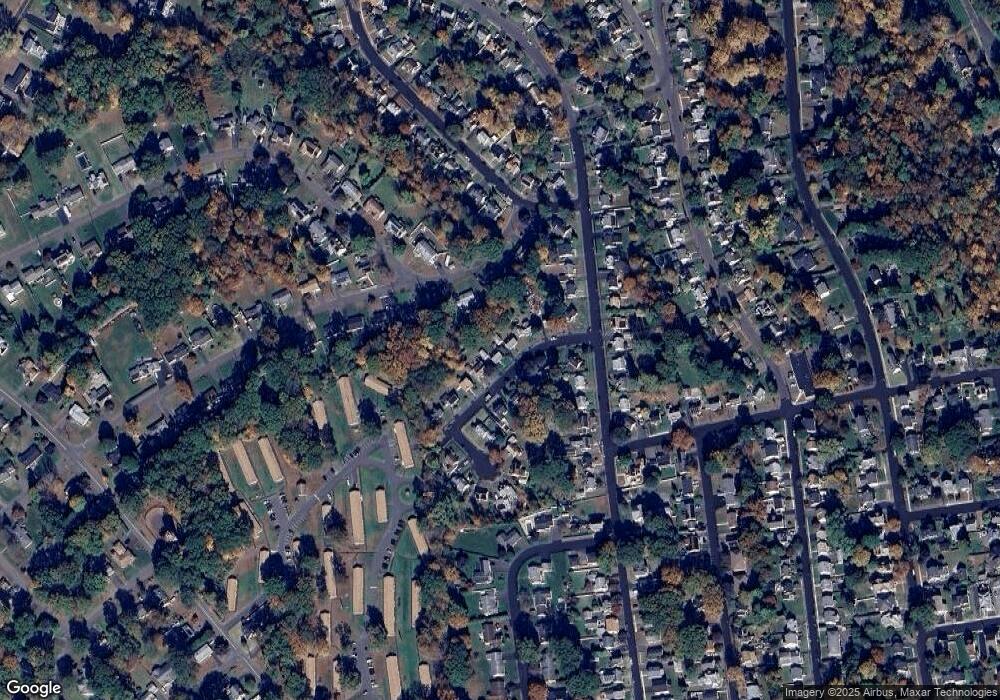 25 Deering Ln, Naugatuck, CT 06770 - photo 1