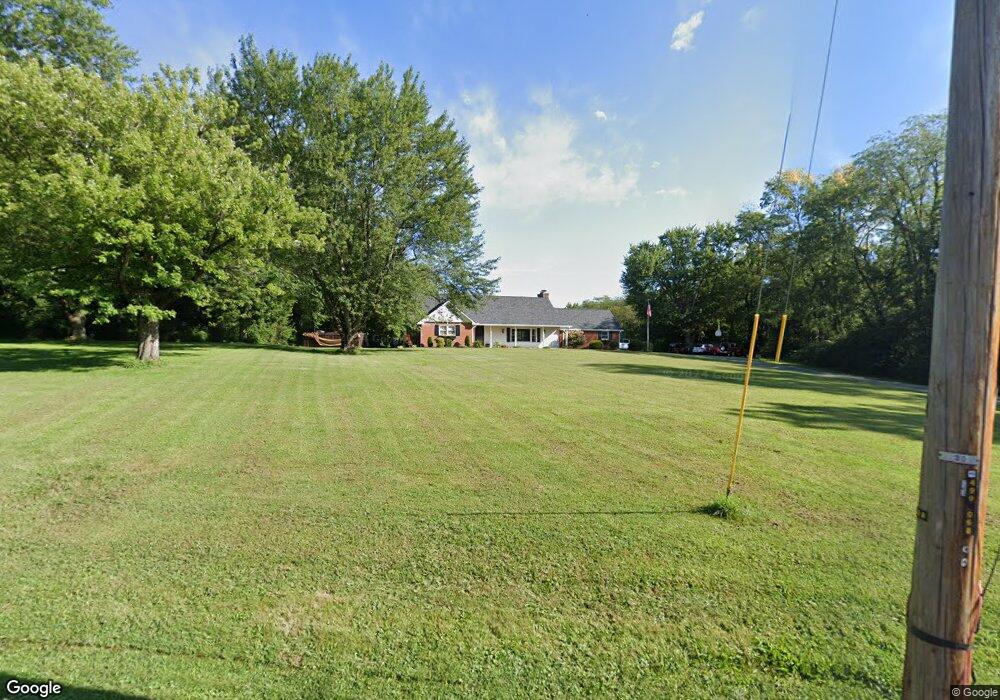 280 W Hunt Rd, Rushville, IN 46173 - photo 1