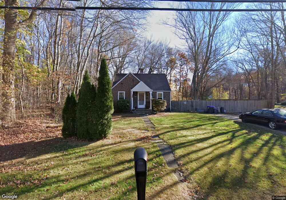 520 Elm St, Monroe, CT 06468 - photo 1