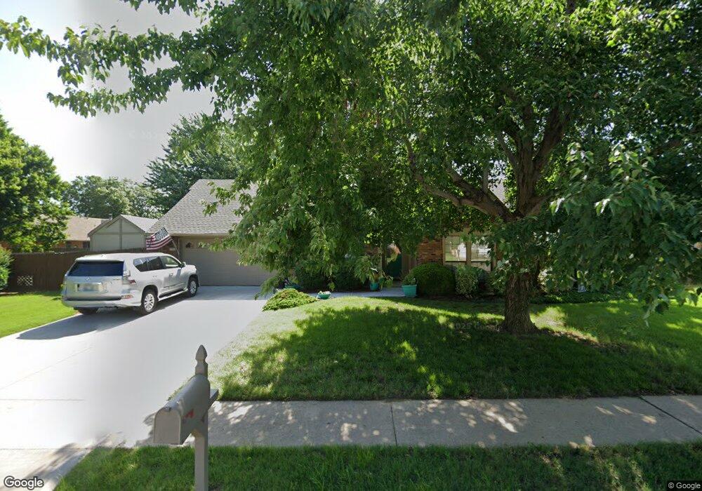 305 S Kalanchoe Ave W, Broken Arrow, OK 74012 - photo 1