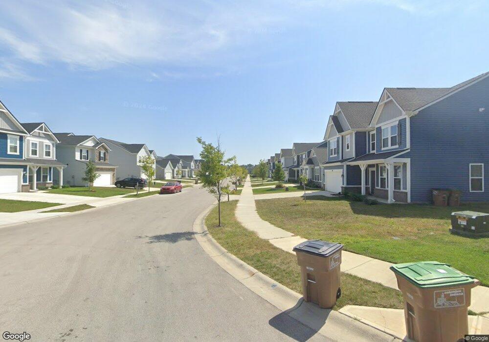 2358 Creekridge Ct, Columbus, IN 47201 - photo 1