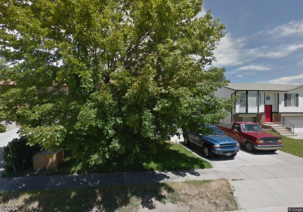 5564 Cornflower Cir, West Jordan, UT 84081 - photo 1