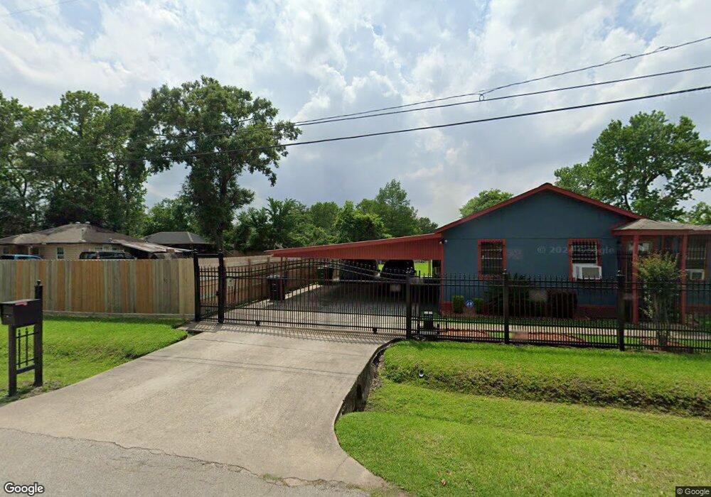 9409 Sundown Dr, Houston, TX 77016 - photo 1