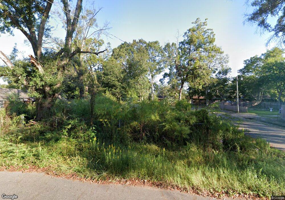 406 Weems St, Picayune, MS 39466 - photo 1