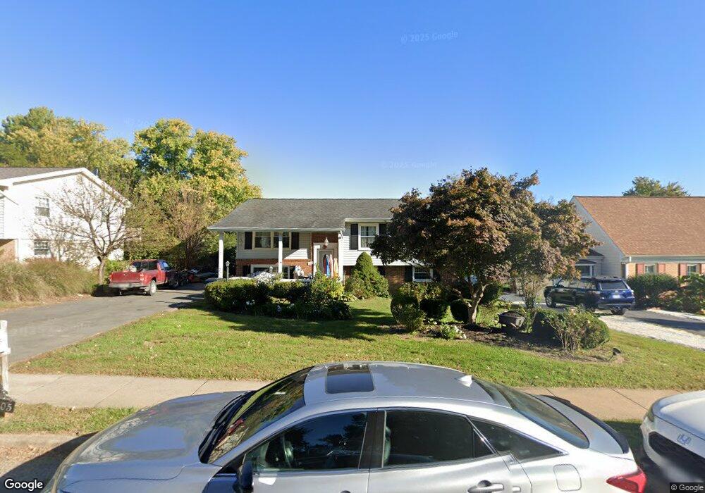 1305 E Maple Ave, Sterling, VA 20164 - photo 1