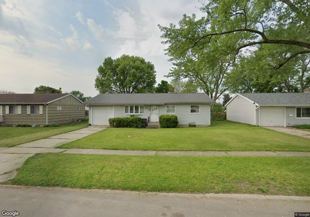 737 Hiawatha Dr, Elkhart, IN 46517 - photo 1