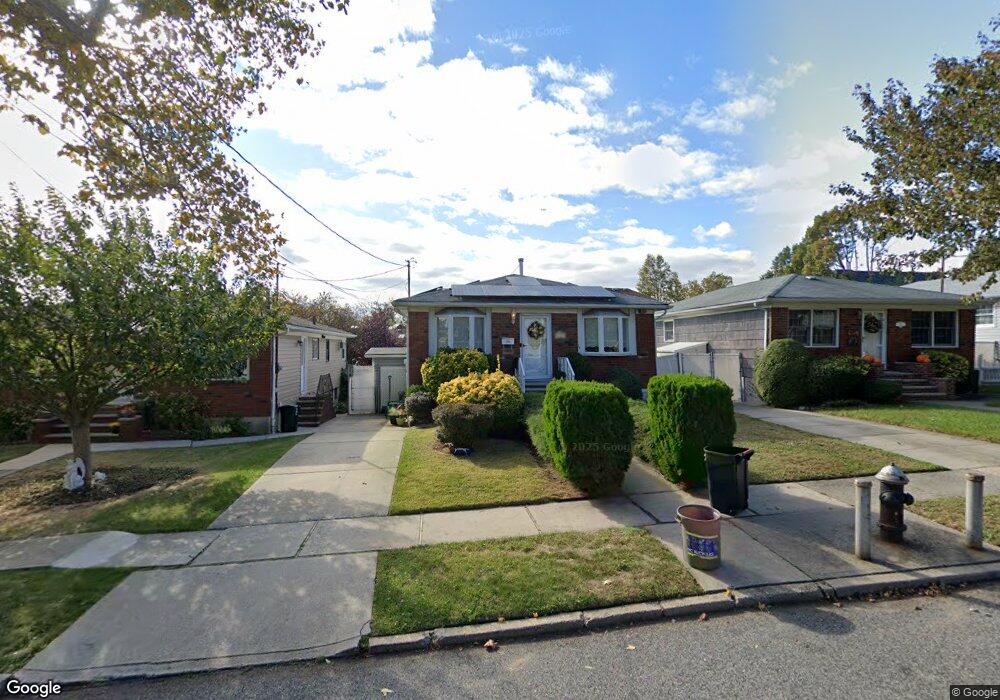 388 Main St, Staten Island, NY 10307 - photo 1