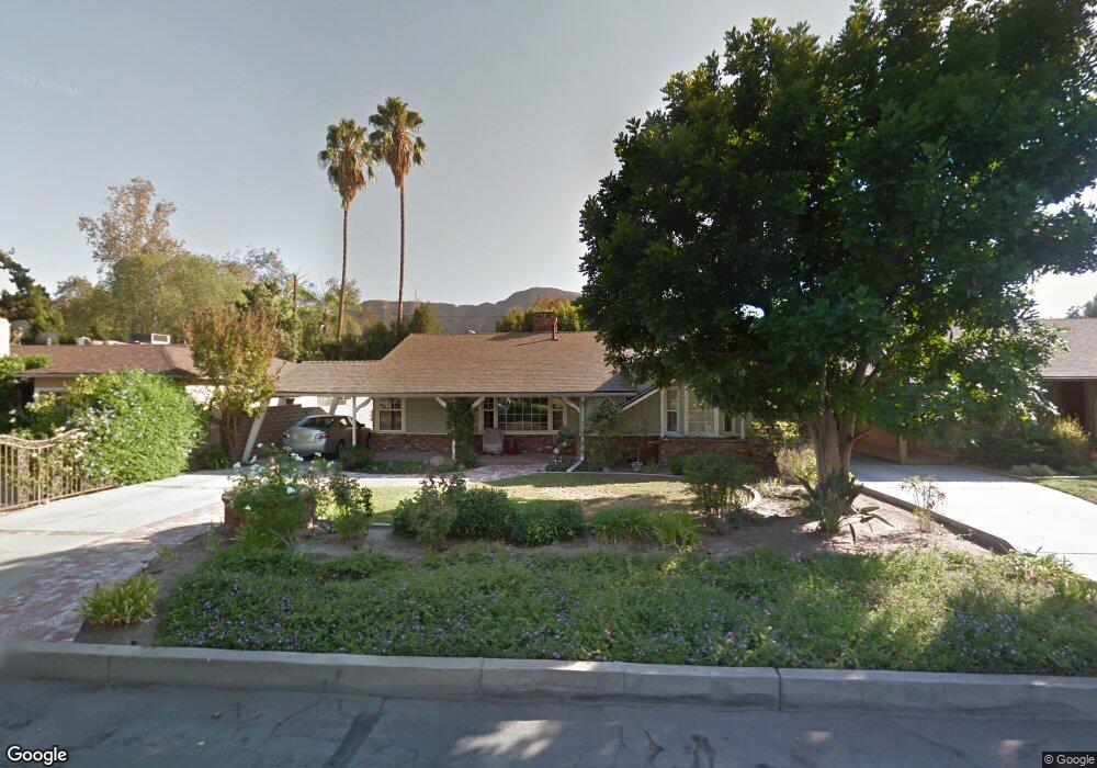 1913 W Parkside Ave, Burbank, CA 91506 - photo 1