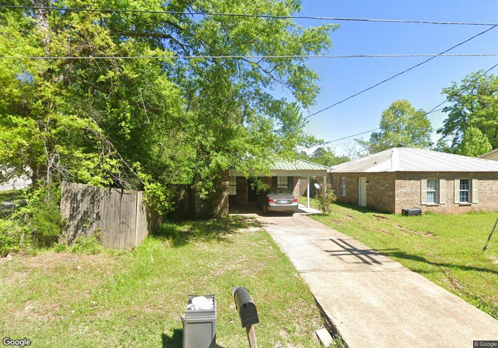 401 Smith St, Pineville, LA 71360 - photo 1
