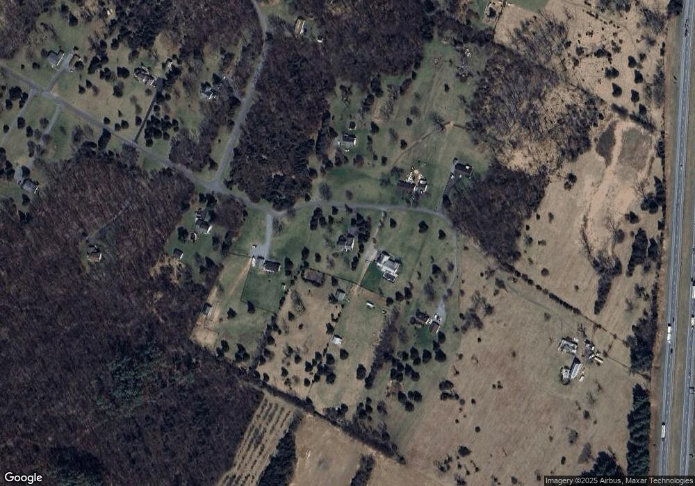 501 Cider Dr, Bunker Hill, WV 25413 - photo 1