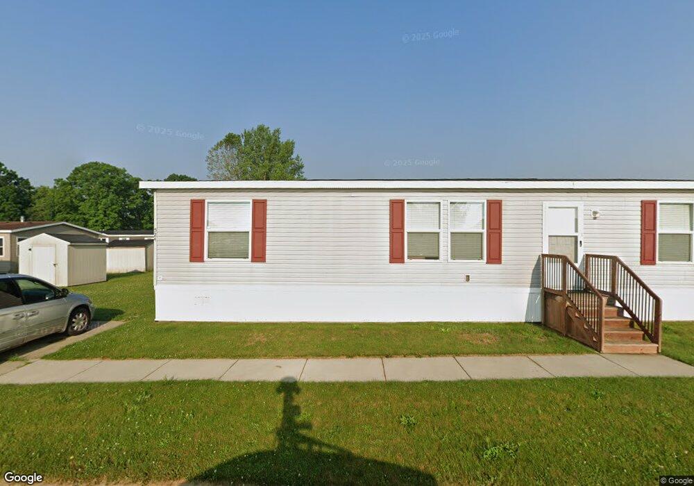 525 Red Beech Dr, Flint, MI 48506 - photo 1