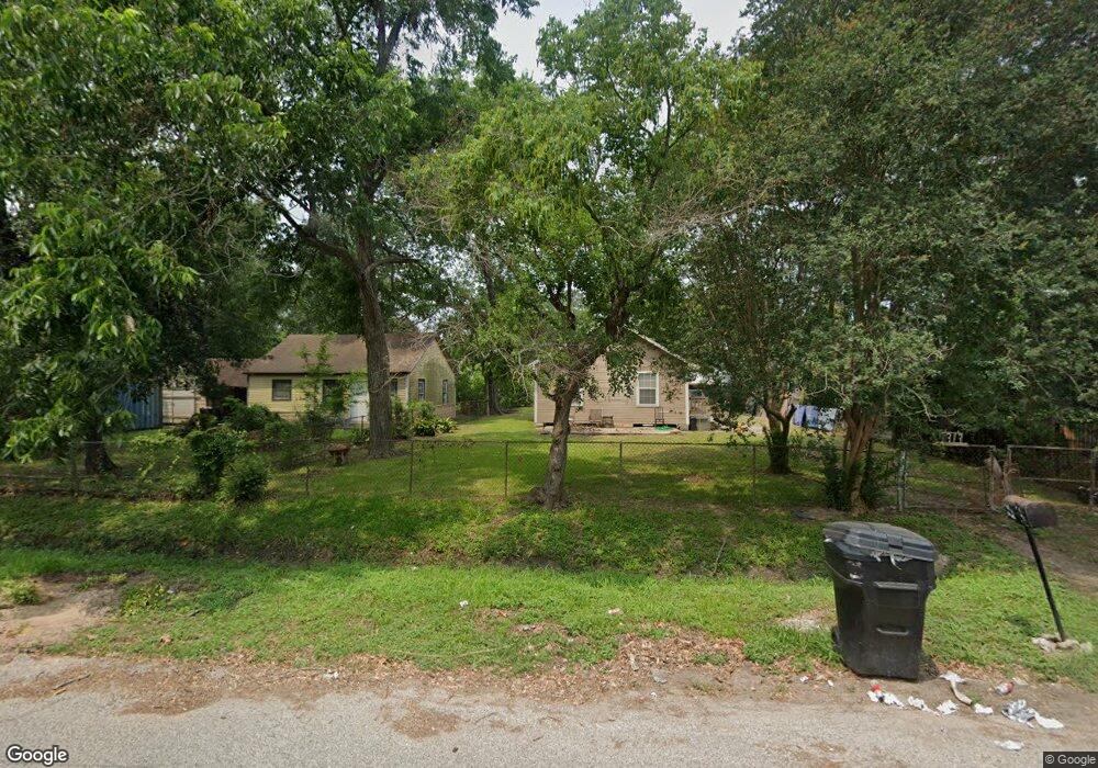 9309 Sandra St, Houston, TX 77016 - photo 1