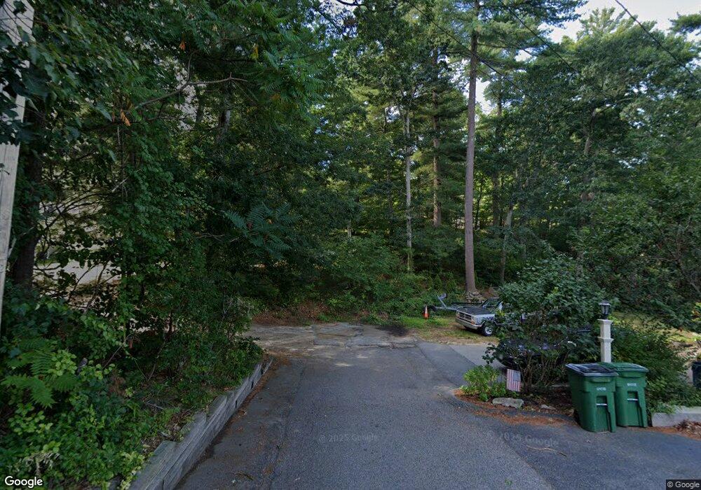 11 W Fish St, Pembroke, MA 02359 - photo 1