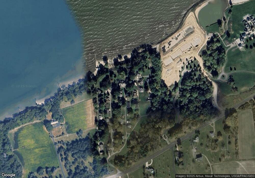 61 Kentucky Rd, Vermilion, OH 44089 - photo 1