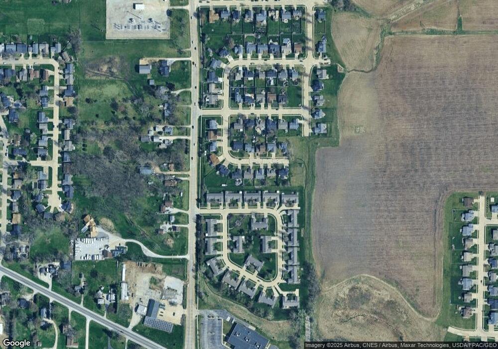 1643 W 64th St, Davenport, IA 52806 - photo 1