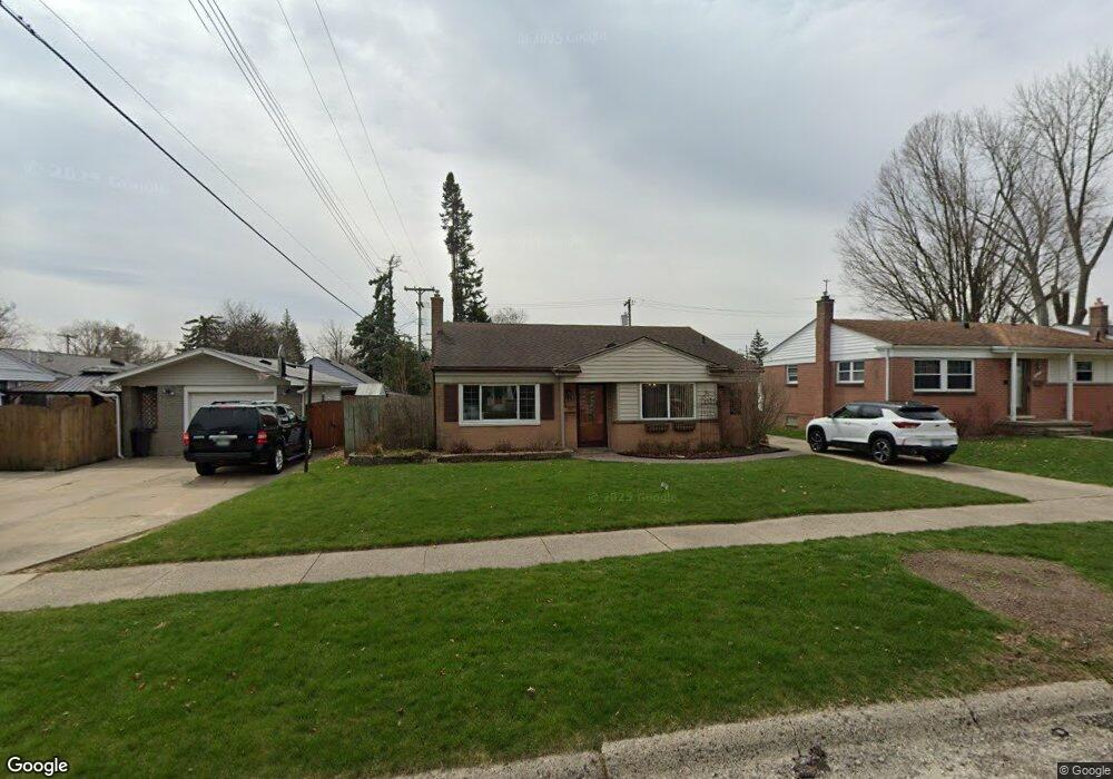 927 Dreon Dr, Clawson, MI 48017 - photo 1