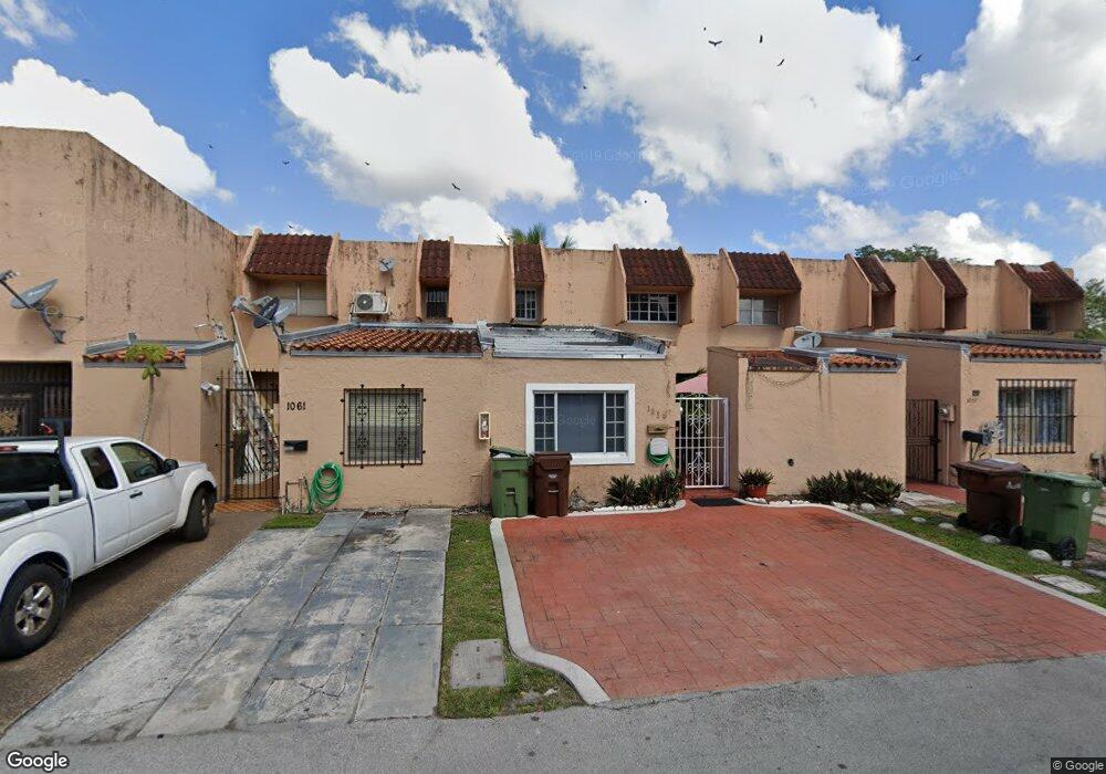 1059 W 44th Terrace unit 27, Hialeah, FL 33012 - photo 1