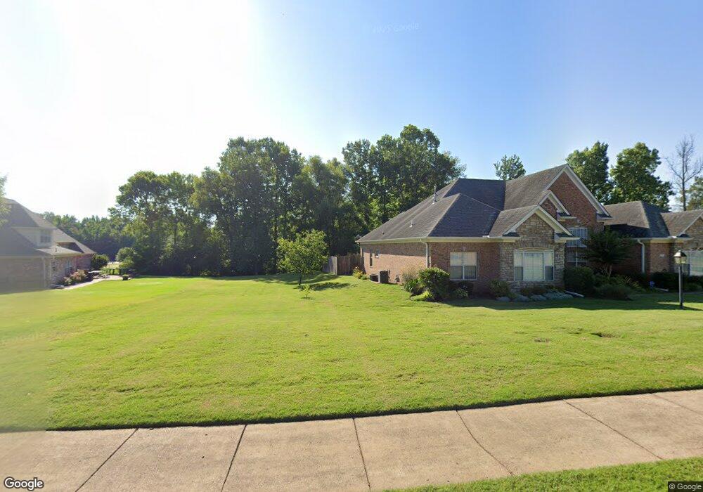 696 Shadow View Dr, Hernando, MS 38632 - photo 1