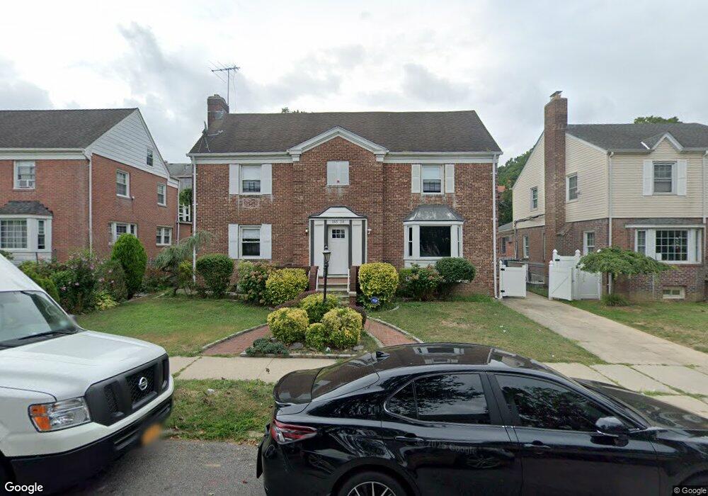 185-24 80th Rd, Jamaica, NY 11432 - photo 1