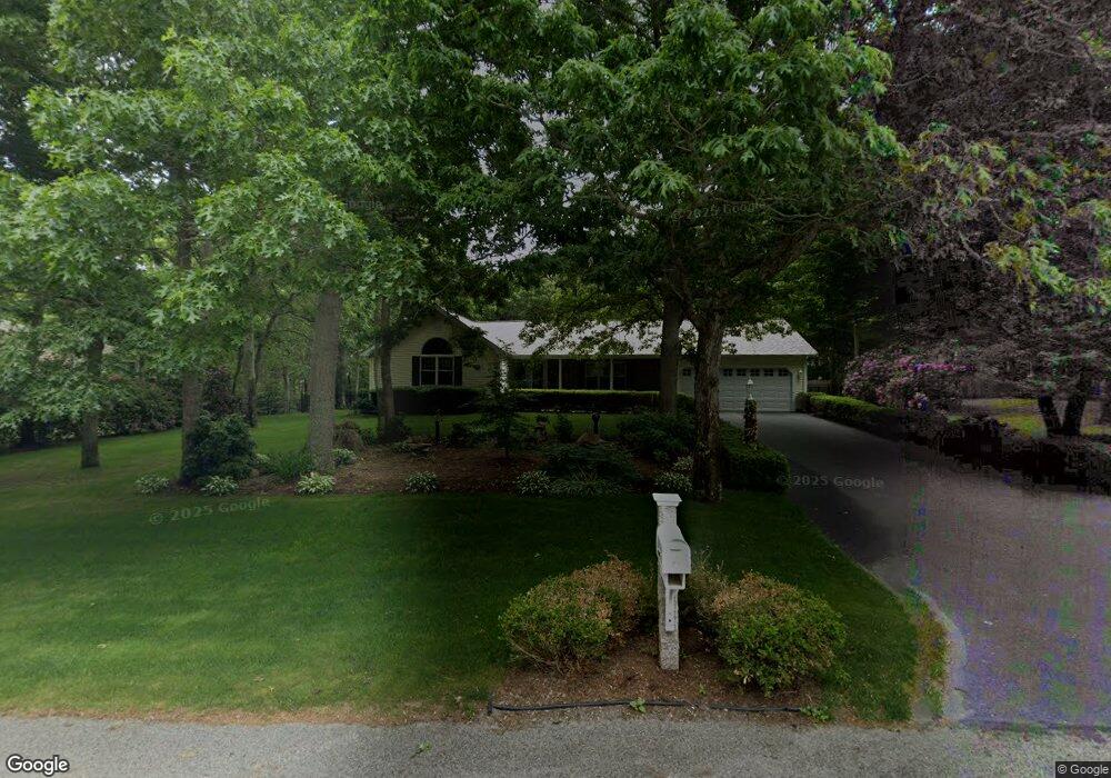 7 Autumn Way, Buzzards Bay, MA 02532 - photo 1