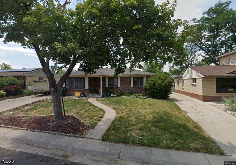 517 Elmira St, Aurora, CO 80010 - photo 1