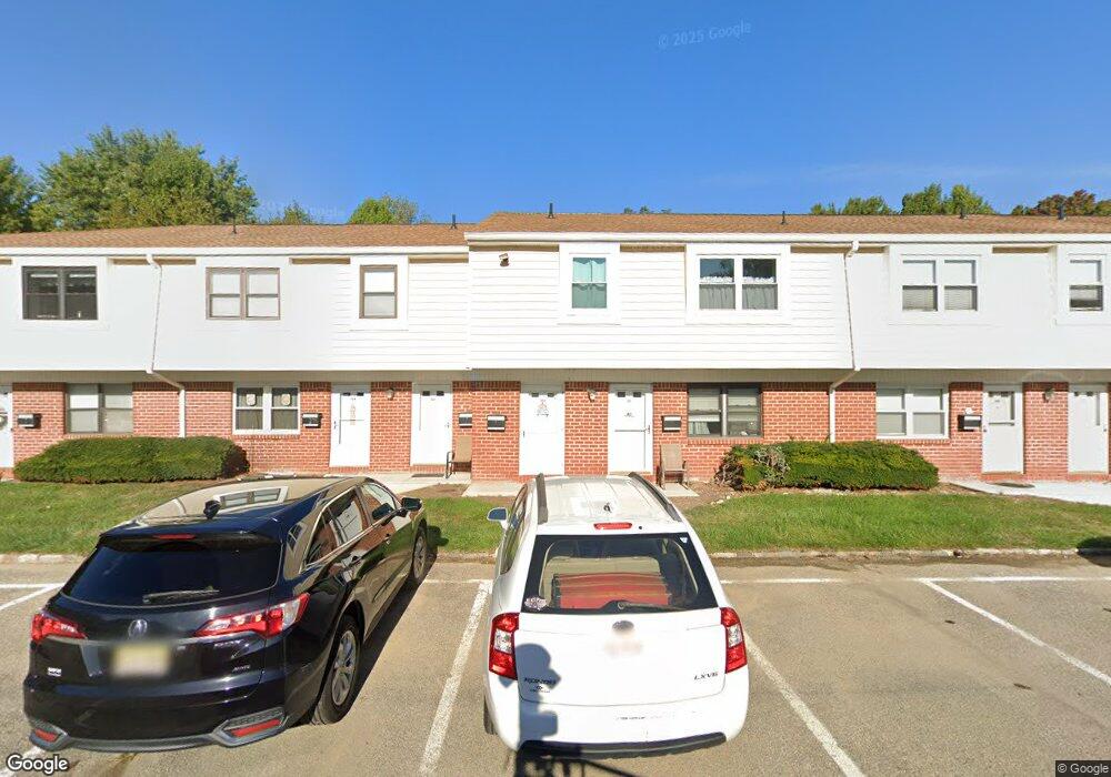 1011 Silver Ct, Hamilton Square, NJ 08690 - photo 1