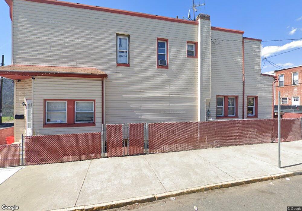 847 Grant St, Camden, NJ 08102 - photo 1