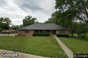 1900 Meadowlane Dr, Chillicothe, MO 64601