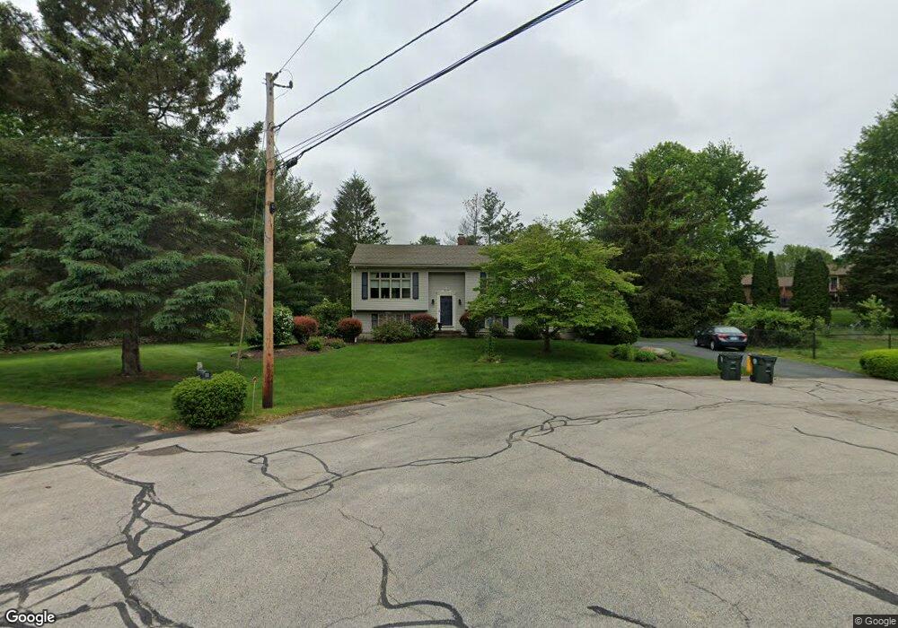 7 Fair Oaks Ct S, Greenville, RI 02828 - photo 1