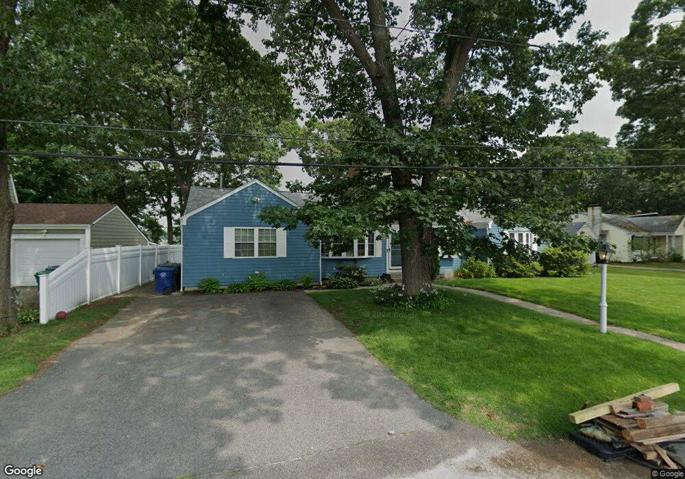 207 Betsy Williams Dr, Warwick, RI 02889 - photo 1